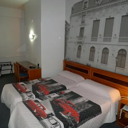 Photo Zabalburu מלון