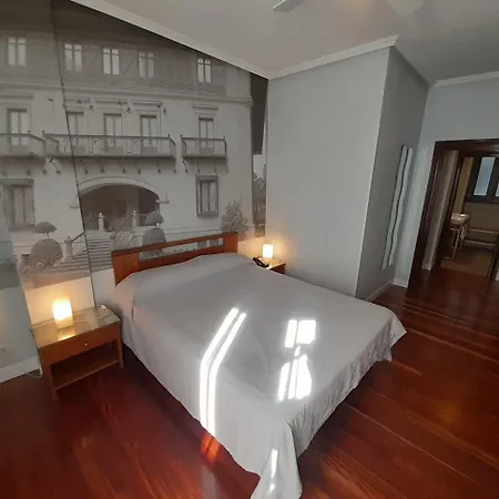 Photo Zabalburu מלון