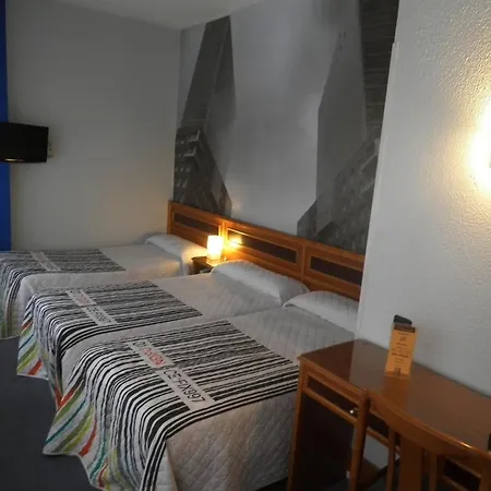 Photo Zabalburu Hotel 2*