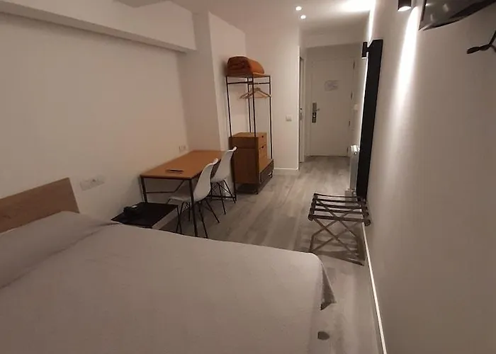 Photo Zabalburu Hotell 2*