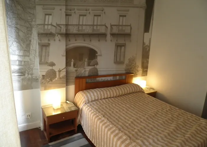 扎巴尔布鲁图片酒店 2* 毕尔巴鄂