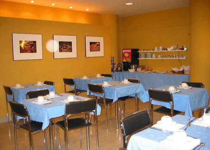 扎巴尔布鲁图片酒店 2* 毕尔巴鄂