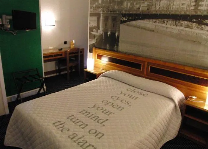 扎巴尔布鲁图片酒店 毕尔巴鄂